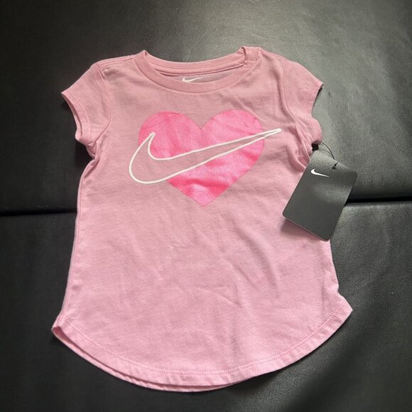 NWT Nike Athletic Set Girls Size 2T - Picture 2 of 3